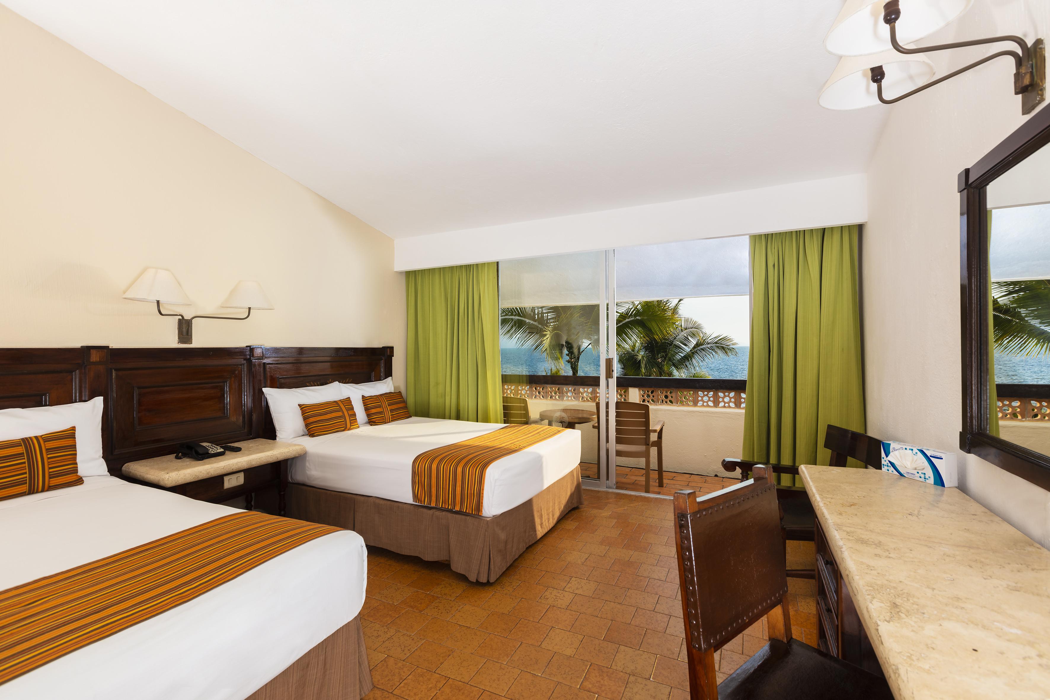 Las Palmas By The Sea All Inclusive Puerto Vallarta Exterior photo