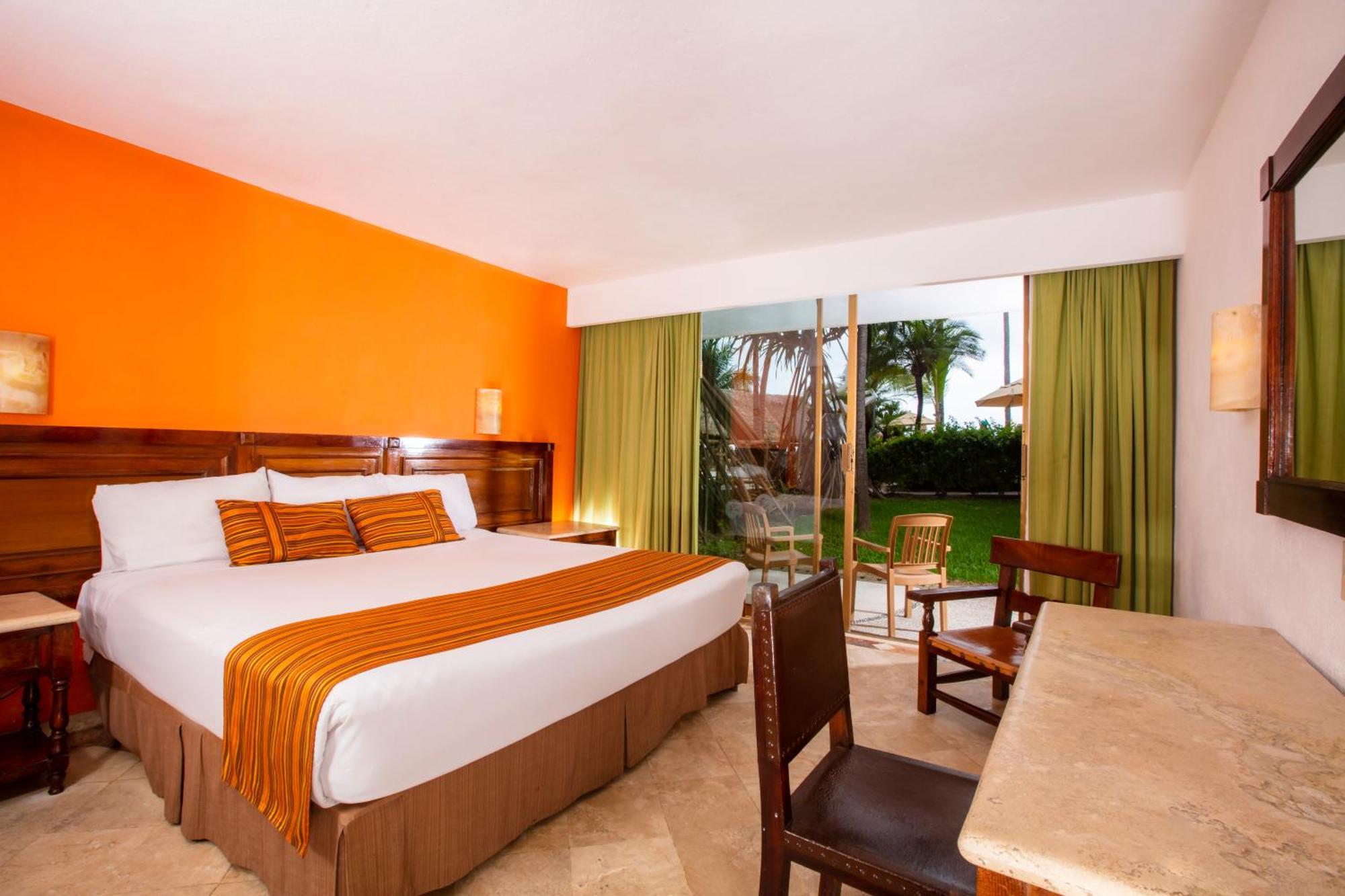 Las Palmas By The Sea All Inclusive Puerto Vallarta Exterior photo