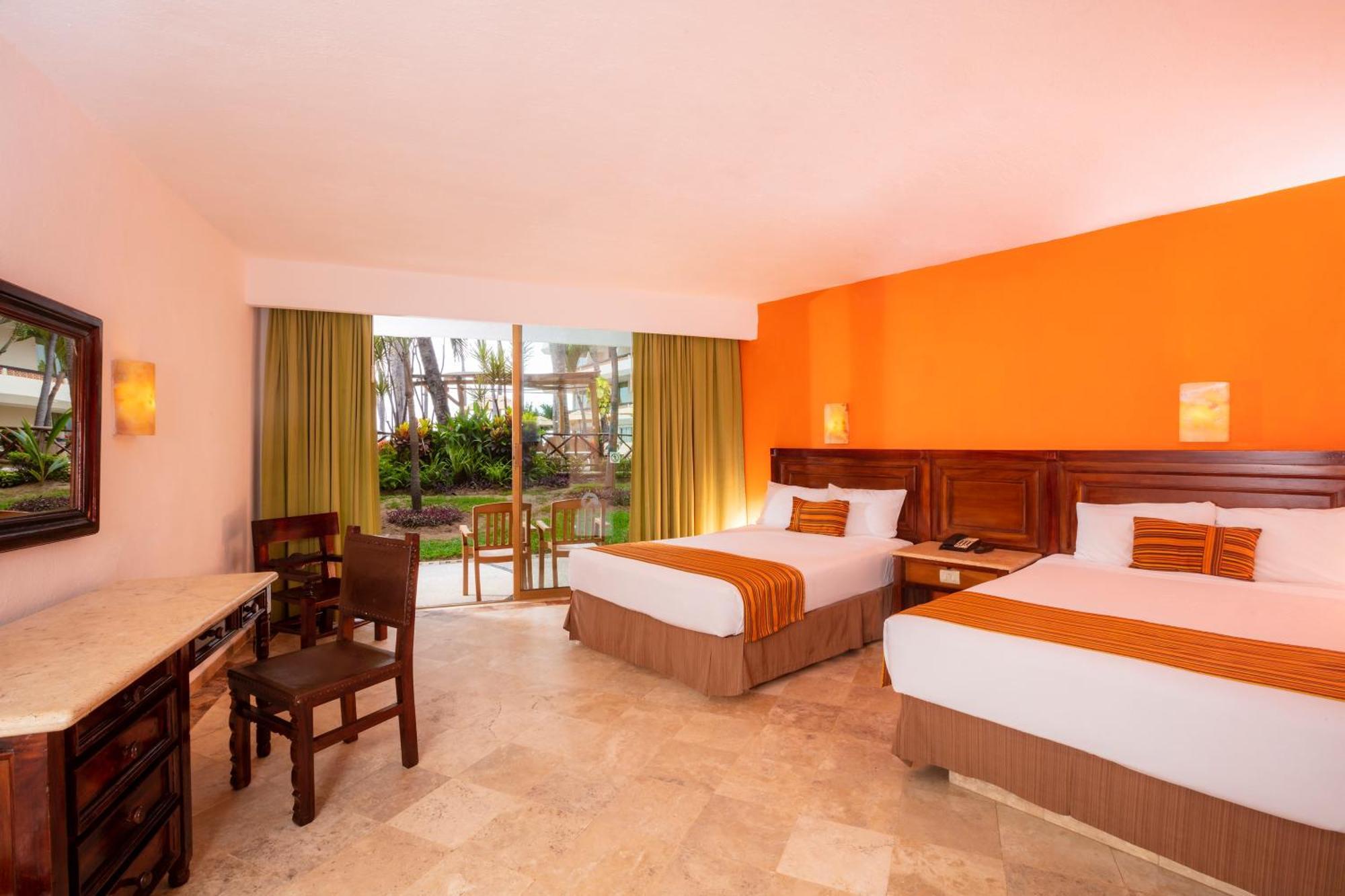 Las Palmas By The Sea All Inclusive Puerto Vallarta Exterior photo